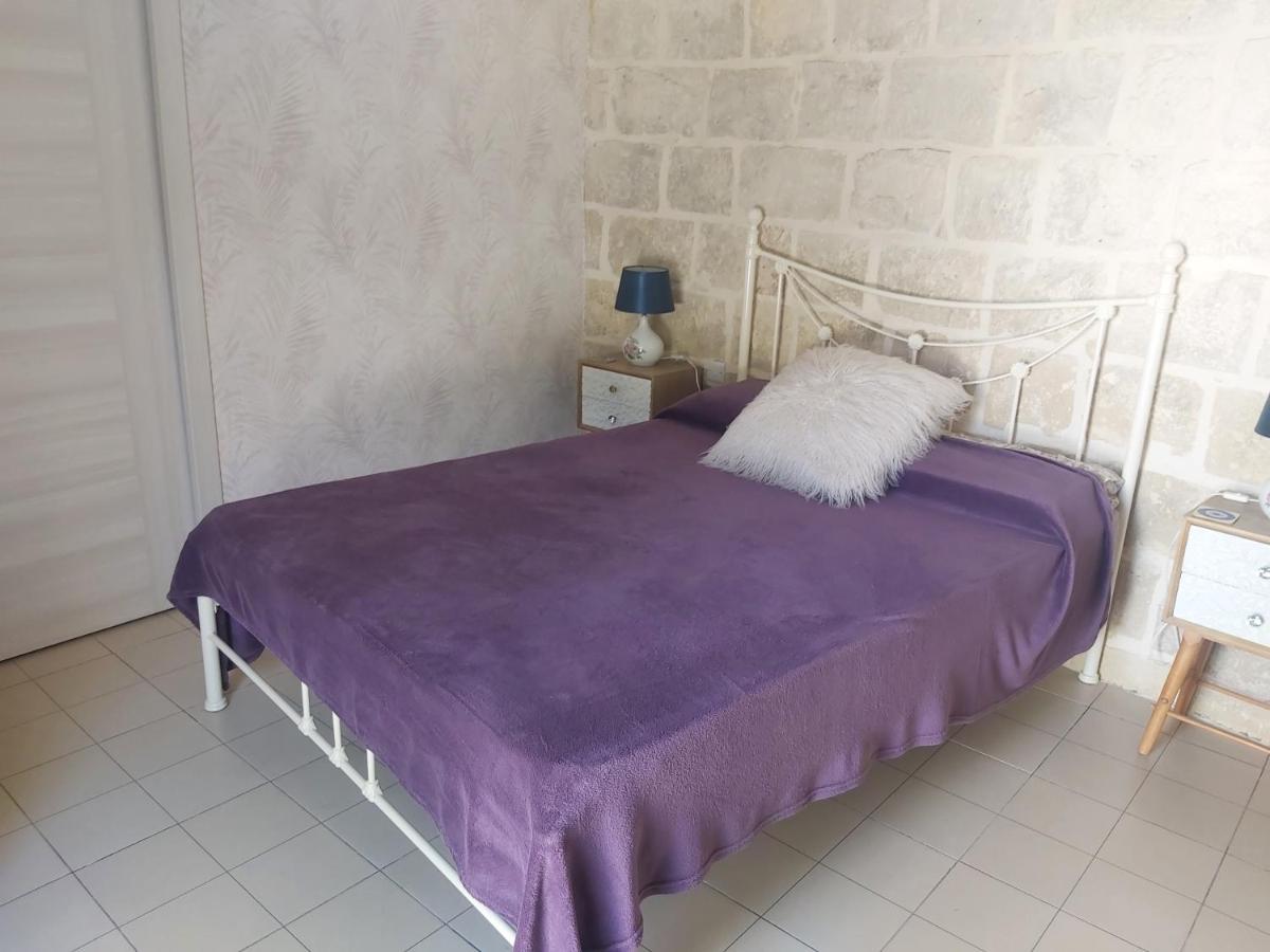 One Bedroom Apartment Qormi Bagian luar foto